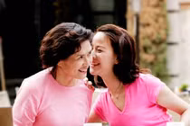 Con gái quý mẹ chồng hơn mẹ đẻ