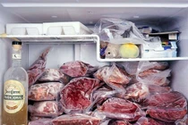 Tủ lạnh nặng mùi