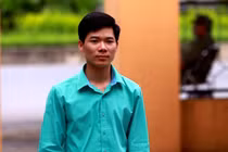 "Bầu" Đệ mời bác sĩ Hoàng Công Lương về bệnh viện làm việc