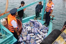 Buôn lậu - Tự hại dân mình