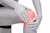 Khớp nhiễm trùng vì bôi tinh dầu nóng