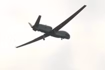 Tình báo Mỹ: Nga đang tìm cách gây nhiễu đánh chặn UAV Global Hawk trên vùng biên giới