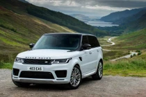 Khách hàng mua xe của Jaguar Land Rover được khuyến mãi lớn trong tháng 8 và 9/2020