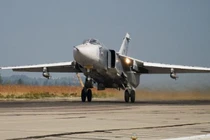 Video: Không quân Nga không kích truy sát tay súng khủng bố Chechnya ở Syria