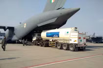 Các nước trợ giúp Ấn Độ đối phó với "thảm họa" Covid-19