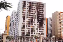 Tầng lánh nạn chung cư: Quy định có nhưng không làm...