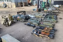 Quân đội Nga, dân quân Donbass tiếp tục thu chiến lợi phẩm vũ khí phương Tây