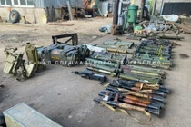 Quân đội Nga, dân quân Donbass tiếp tục thu chiến lợi phẩm vũ khí phương Tây