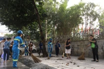 Hà Nội ra quân tổng vệ sinh môi trường