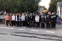 Vĩnh Phúc: Bắt giữ 42 “quái xế” có hành vi đánh võng, bốc đầu xe.