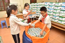 Cuộc thi “Cùng bé thu gom vỏ hộp giấy” giúp tăng gấp đôi việc thu gom 