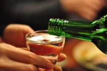 Uống rượu nhiều xơ gan