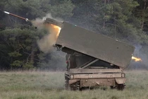 Anh dự kiến cung cấp pháo phản lực – tên lửa hạng nặng M270 MLRS cho Ukraine