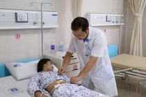 Tưởng con béo nào ngờ u buồng trứng kích thước lớn