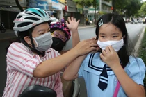 Học sinh TP.HCM trở lại trường vào tháng 5/2020 sau thời gian dài nghỉ học vì dịch Covid-19. Ảnh: Y Kiện.