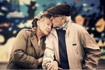 Làm sao để chinh phục người không muốn tái hôn?