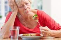 Chán ăn, bộ não bị co lại