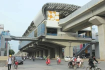 Ai đã bỏ phiếu cấm xe máy khi bus mới chỉ đáp ứng 4,3% nhu cầu đi lại