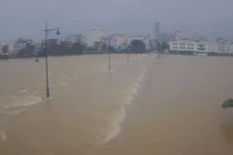 Thừa Thiên - Huế cho học sinh nghỉ học do mưa lũ