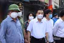 Bí thư Hà Nội thị sát điểm lập chốt kiểm soát vùng 1