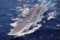 Hàng không mẫu hạm Trung Quốc tập trận ở Biển Đông