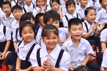 Tuyển sinh đầu cấp: Trường nào được tuyển trái tuyến?