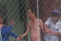 Tạm giữ người đàn ông gần 70 tuổi bị tố dâm ô trẻ em