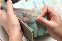 Sẽ xử lý nặng các ngân hàng đua lãi suất