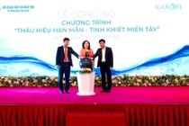 Nhân ngày nước thế giới 22/3: KAROFI tặng 50 triệu lít nước tinh khiết tới học sinh miền Tây