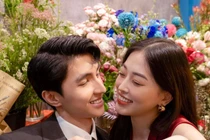 Khoảnh khắc diễn viên Bình An cầu hôn Á hậu Phương Nga