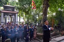 Tưởng nhớ Chủ tịch Hồ Chí Minh, các vị liệt tổ, liệt tông, các anh hùng liệt sĩ