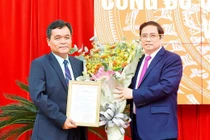 Công bố quyết định của Bộ Chính trị chuẩn y tân Bí thư Tỉnh ủy