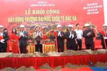 Đại học Bắc Hà: Trường "quốc tế", nhưng chỗ học đi thuê