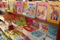 Bộ GD&ĐT yêu cầu nhà xuất bản giảm giá sách giáo khoa 