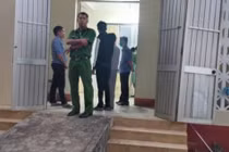 Bị cáo nhảy lầu tự tử sau khi tuyên án: Tòa, viện cấp cao rút hồ sơ lên xem xét