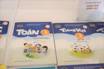 Nhà xuất bản chi thù lao cho lãnh đạo Sở: Bộ Giáo dục nói gì?