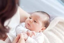  4 mốc thời gian cần đưa trẻ sinh non đi khám