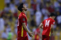 Công Phượng và đồng đội tiếc nuối sau trận thua UAE