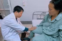 Chấm dứt đi khập khiễng sau 48 năm nhờ thay khớp háng