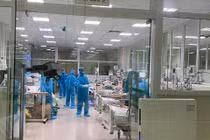 Nữ điều dưỡng Bệnh viện Bệnh Nhiệt đới Trung ương bị tấn công