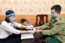 Tỉnh có dịch Covid-19 trả luôn 2 tháng liền lương hưu, trợ cấp BHXH