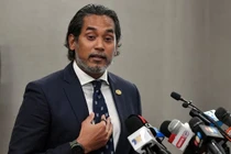 Bộ trưởng Y tế Khairy Jamaluddin của Malaysia 