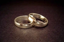 Quyết định kết hôn đồng tính để không mất phí thừa kế