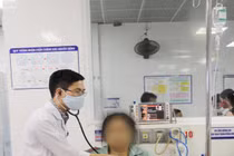 Cứu bệnh nhân suy hô hấp do tràn dịch màng tim