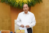 Thủ tướng gửi thư khen, động viên các chiến sĩ áo trắng