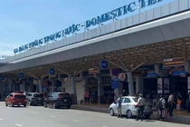 Không để “chặt chém” dịch vụ xe đón khách tại Tân Sơn Nhất