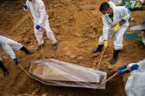 Brazil 'vỡ trận' vì biến chủng mới, toàn cầu bị đe dọa