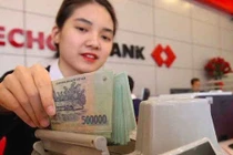 Trong cuộc 'chạy đua' mới, ngân hàng nào đang dẫn đầu về lãi suất tiền gửi?