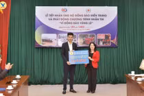 1,5 tỷ đồng được trao tới Hội Chữ Thập đỏ Việt Nam