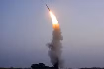 Mỹ tập trận tại Hàn Quốc, Triều Tiên thử tên lửa phòng không mới đáp trả 